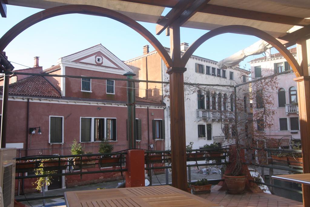 Hotel Dalla Mora Venice Exterior photo